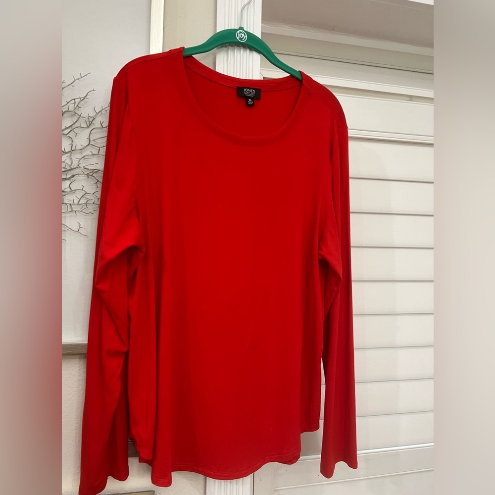 Jones New York Red Long Sleeved Tee-shirt XXL
